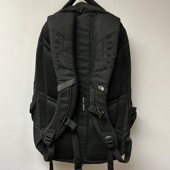 North Face Jester Unisex Nylon Backpack Black - Picture 2 of 8